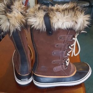 Sorel Joan of Arctic boots